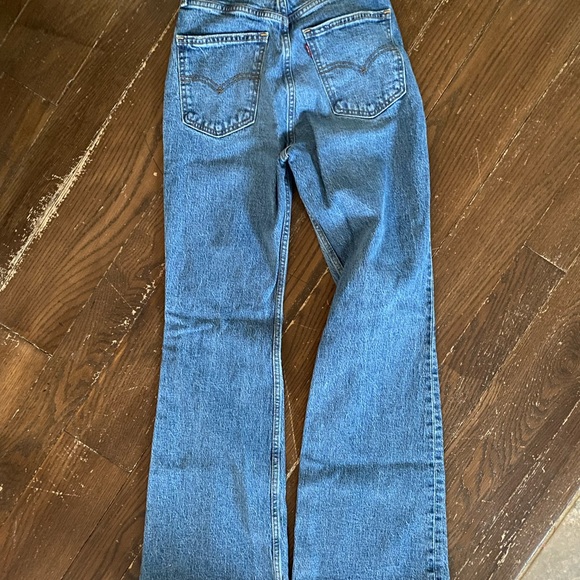 Levis 70s high rise flare jeans - Picture 4 of 6